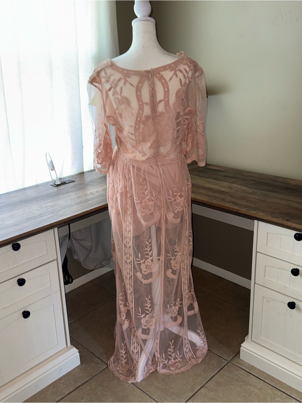 Wishlist Sheer Embroidered Maxi Dress Large - Picture 2 of 8